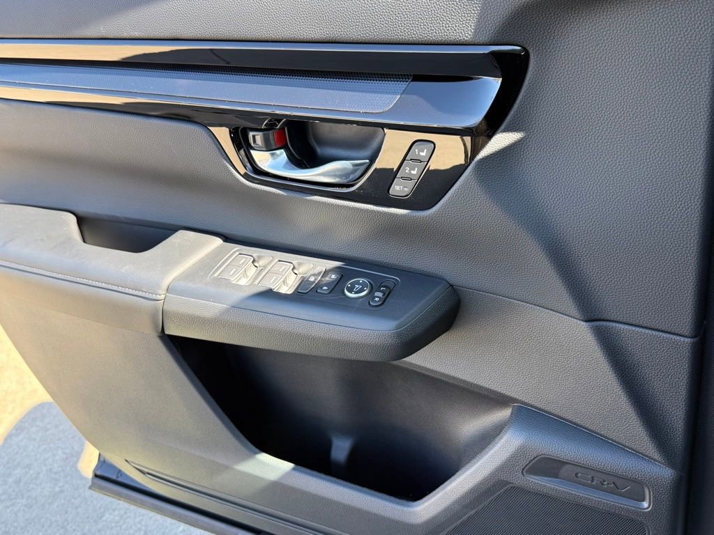 Certified 2026 Honda CR-V EX-L image 32