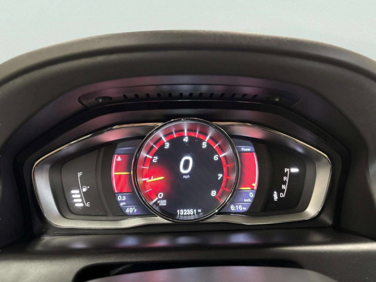 Used 2016 Volvo XC60 T6 w/ Proximity Package AWD/4WD image 39