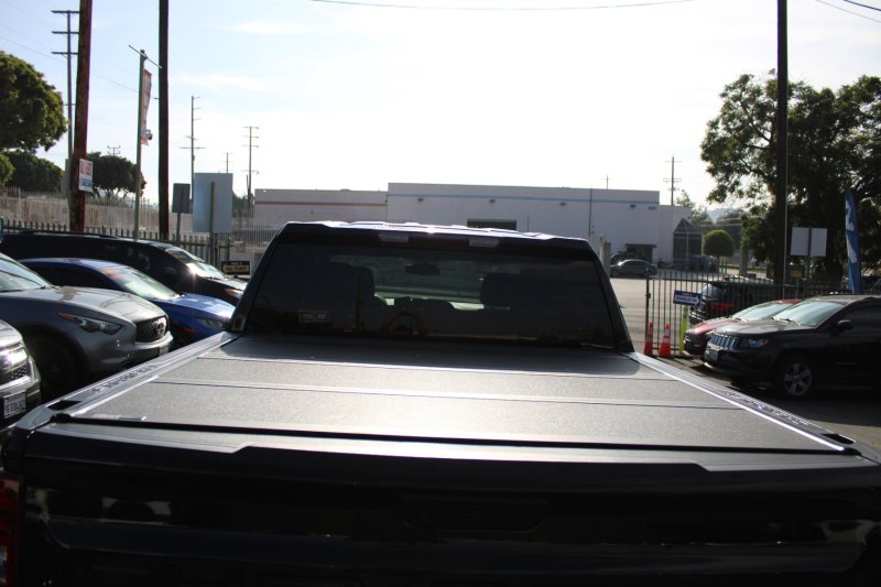 Used 2022 Chevrolet Silverado 1500 LT image 9