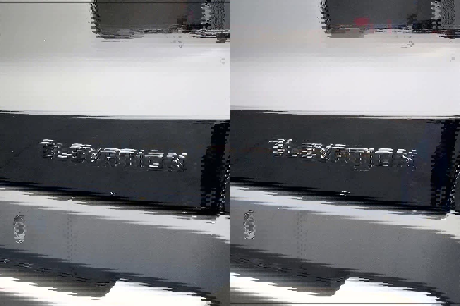 Used 2025 GMC Terrain Elevation image 10