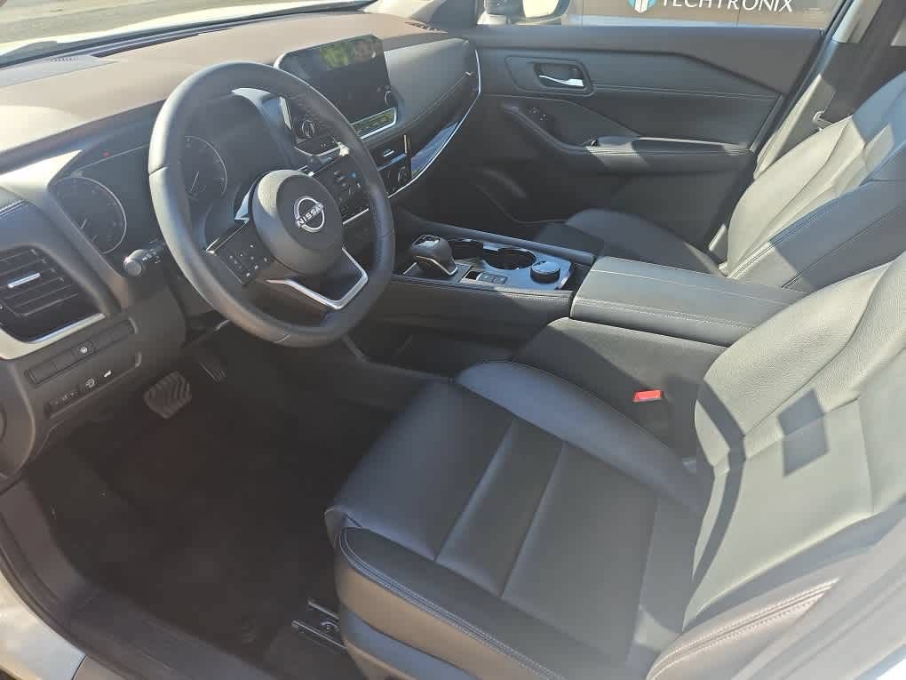 Used 2023 Nissan Rogue SL AWD/4WD image 14