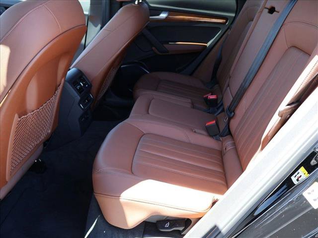 Used 2023 Audi Q5 2.0T Premium w/ Convenience Package AWD/4WD image 25