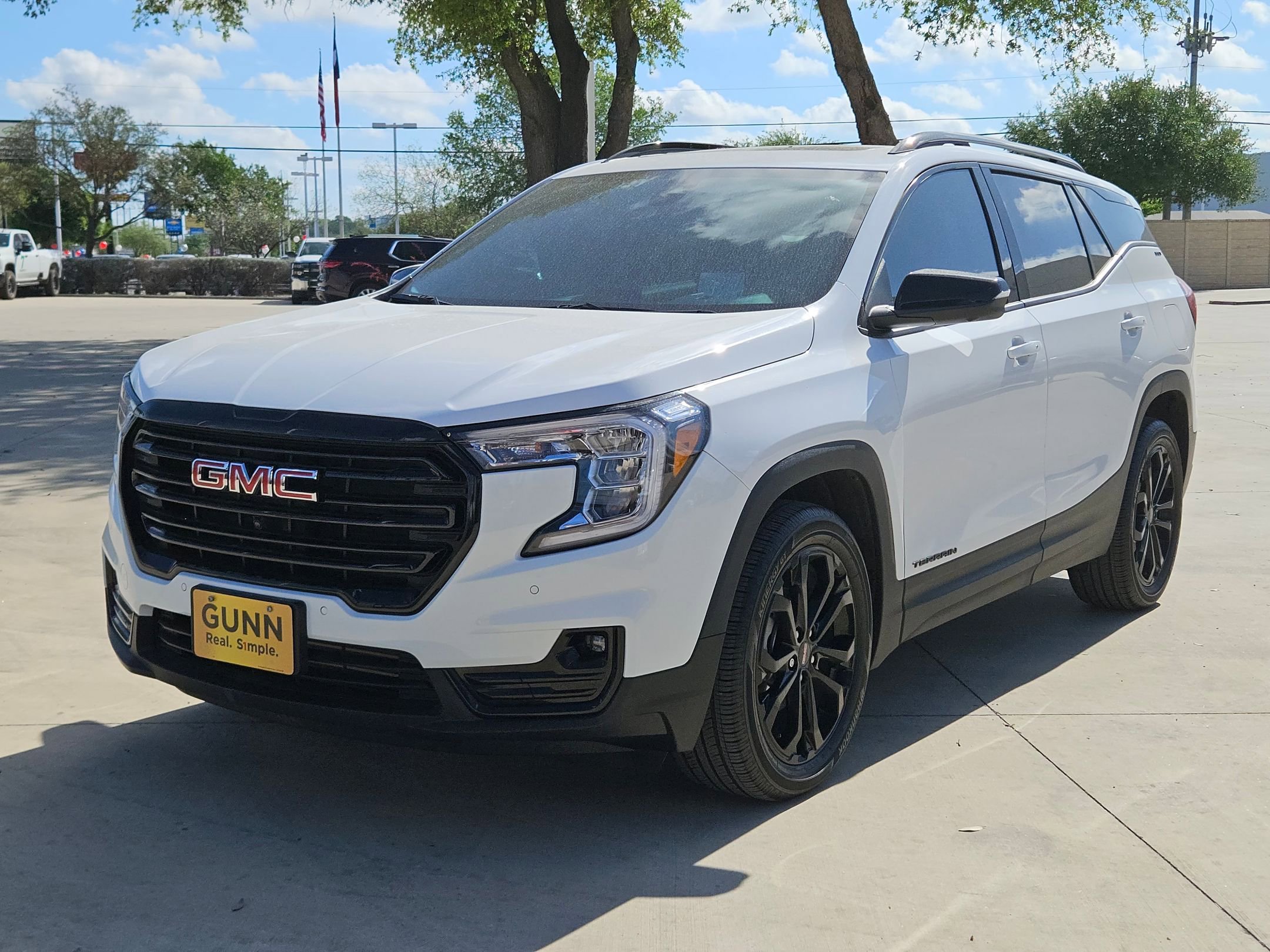 Certified 2022 GMC Terrain SLT w/ Infotainment Package II image 7