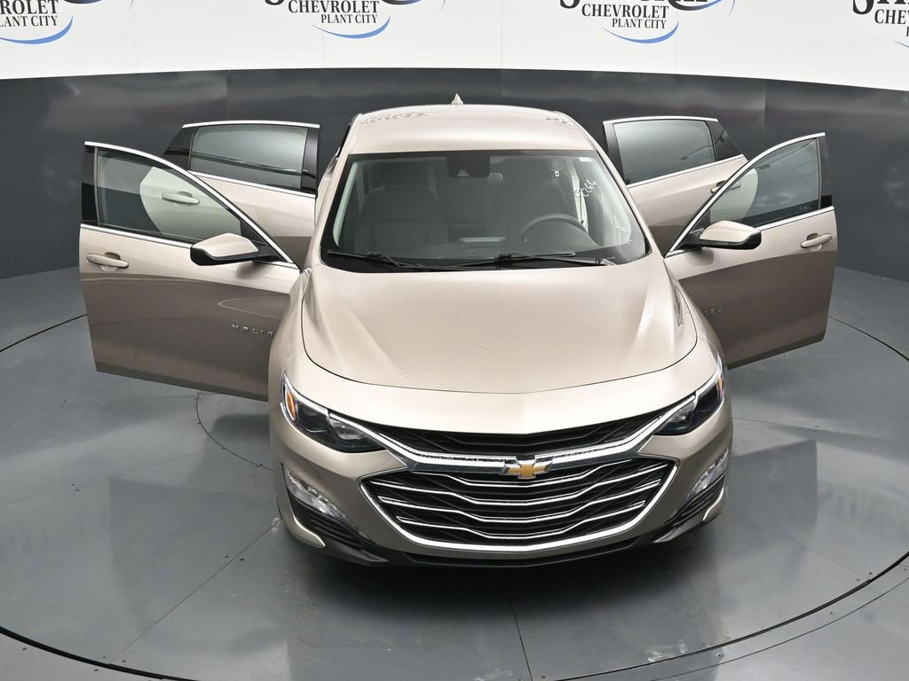 Used 2024 Chevrolet Malibu LT FWD image 34