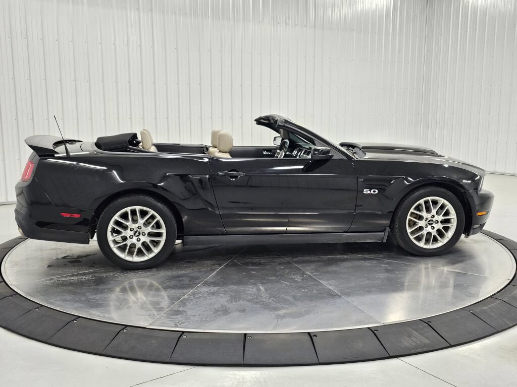 Used 2012 Ford Mustang GT Premium RWD image 14