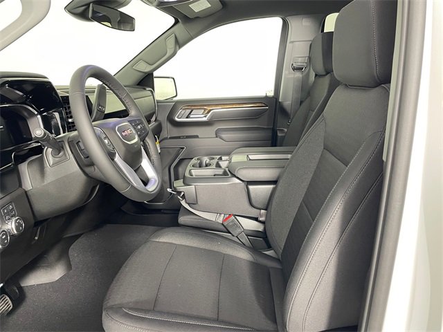 New 2026 GMC Sierra 1500 SLE w/ Preferred Package image 2