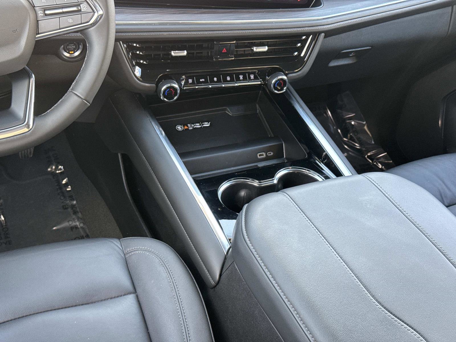 Certified 2025 Chevrolet Tahoe Z71 image 4