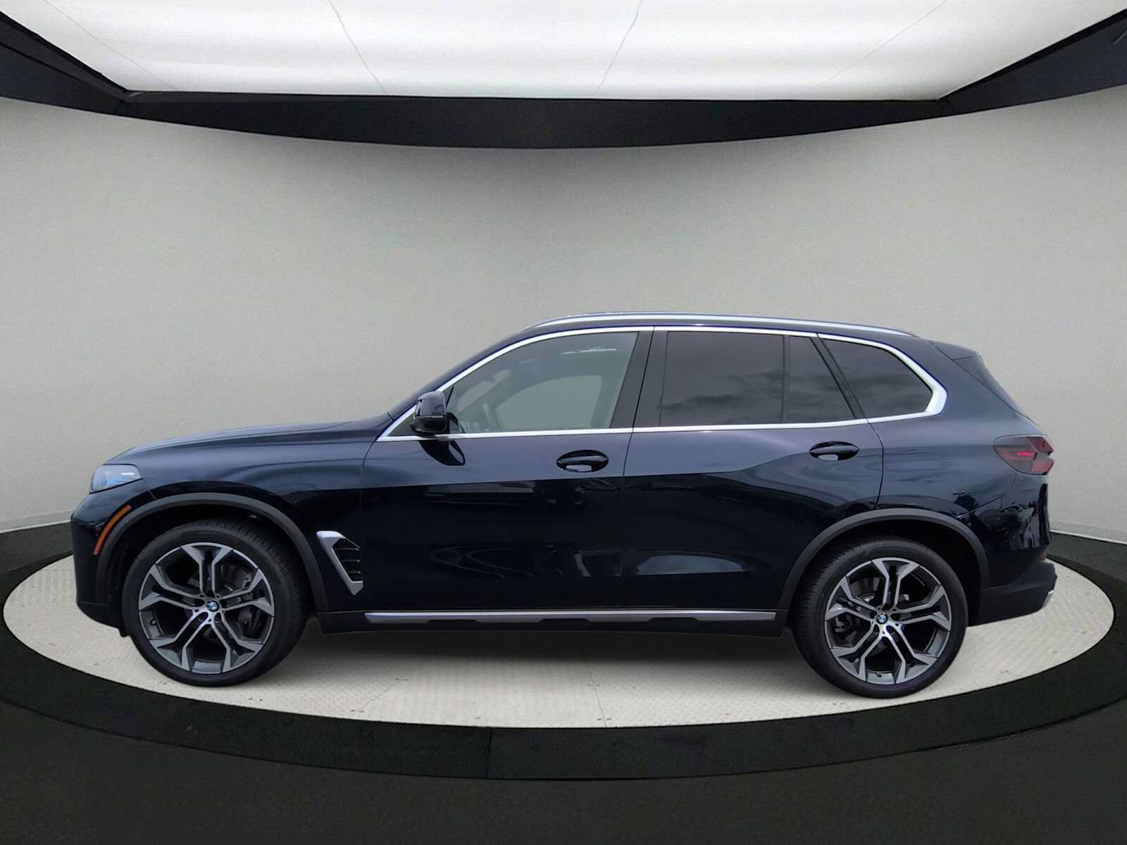 Used 2026 BMW X5 xDrive40i w/ Climate Comfort Package AWD/4WD image 5