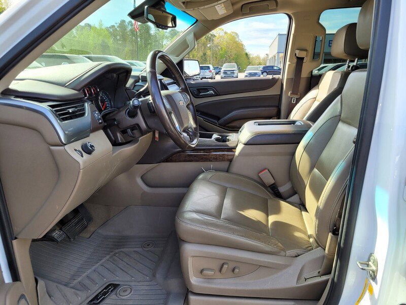 Used 2019 Chevrolet Tahoe LT image 5