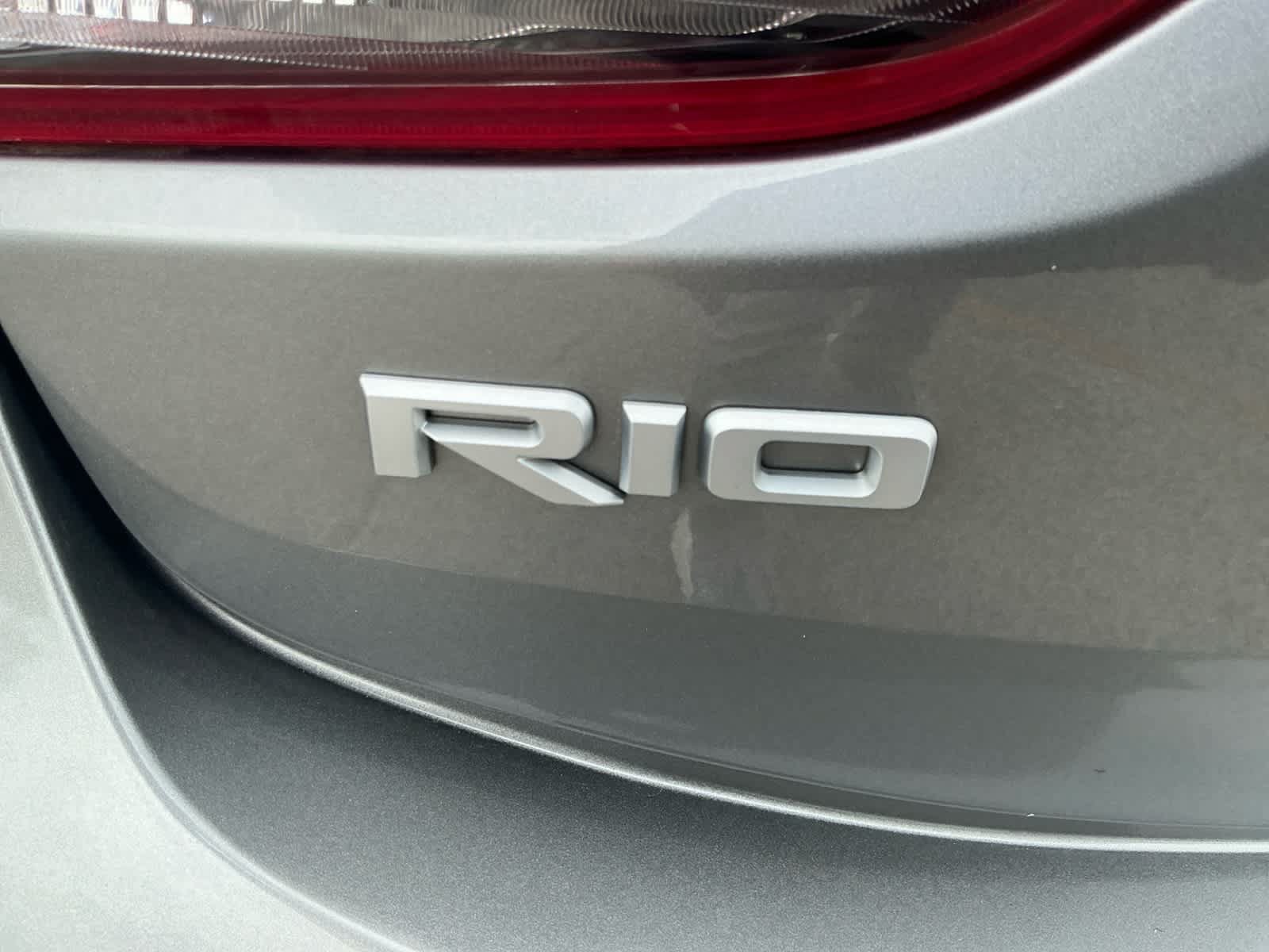 Used 2022 Kia Rio S FWD image 18