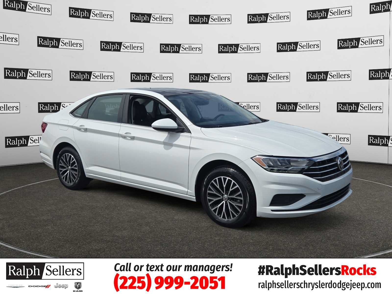 Used 2021 Volkswagen Jetta SE FWD image 1