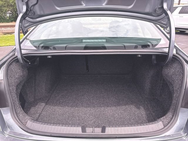Used 2024 Volkswagen Jetta SE FWD image 24