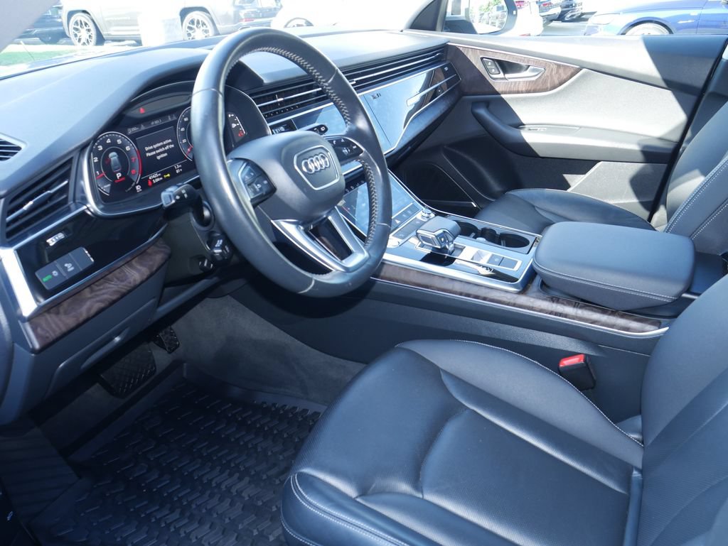Used 2020 Audi Q8 Premium Plus w/ Premium Plus Package AWD/4WD image 6