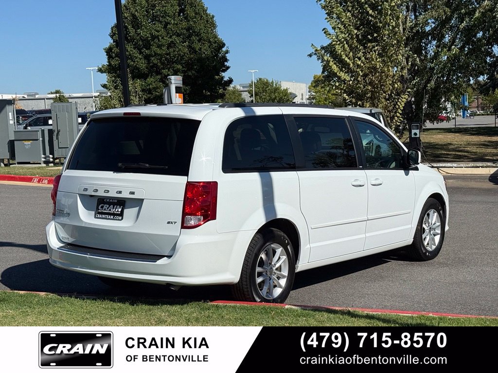 Used 2014 Dodge Grand Caravan SXT w/ UConnect Hands-Free Group FWD image 7