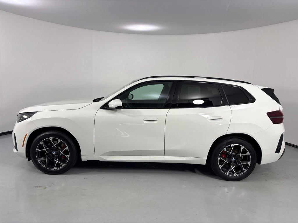 Certified 2025 BMW X3 xDrive30i w/ Premium Package AWD/4WD image 5