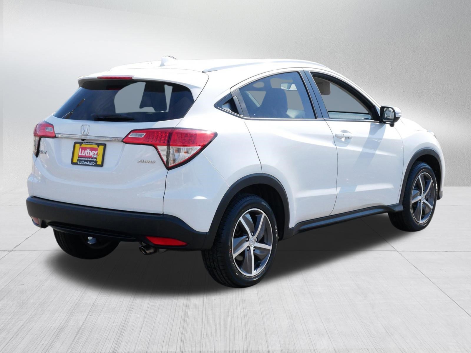 Used 2022 Honda HR-V EX-L image 8