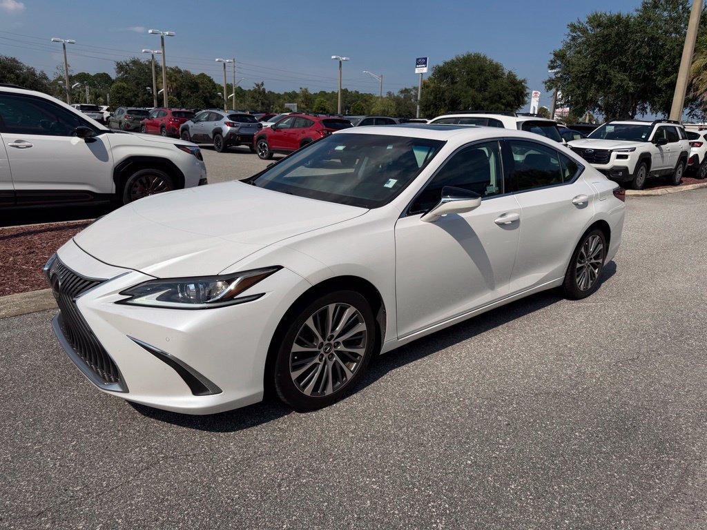 Used 2020 Lexus ES 350 w/ Premium Package FWD image 11