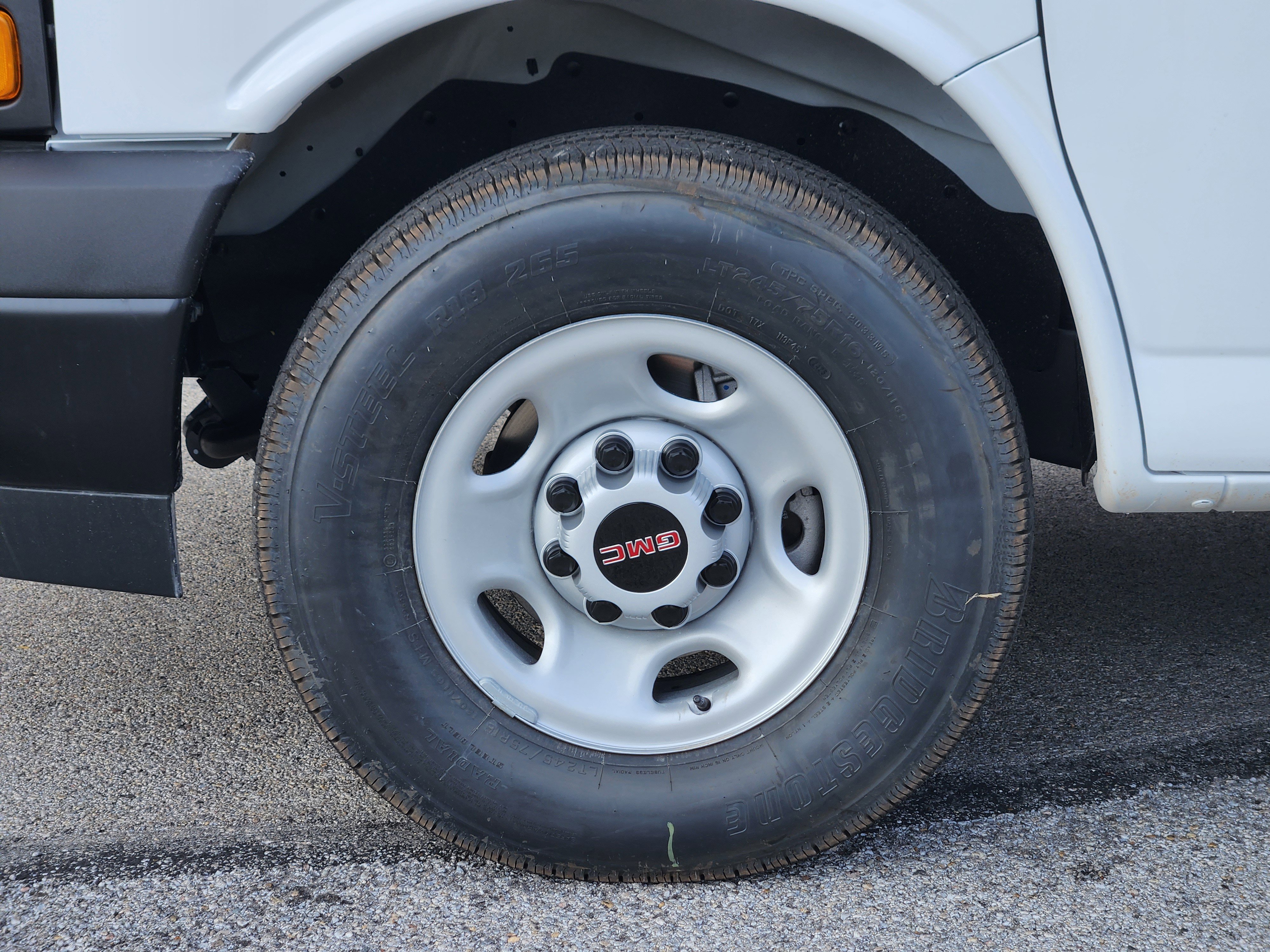 New 2025 GMC Savana 3500 Extended w/ Driver Convenience Package image 7