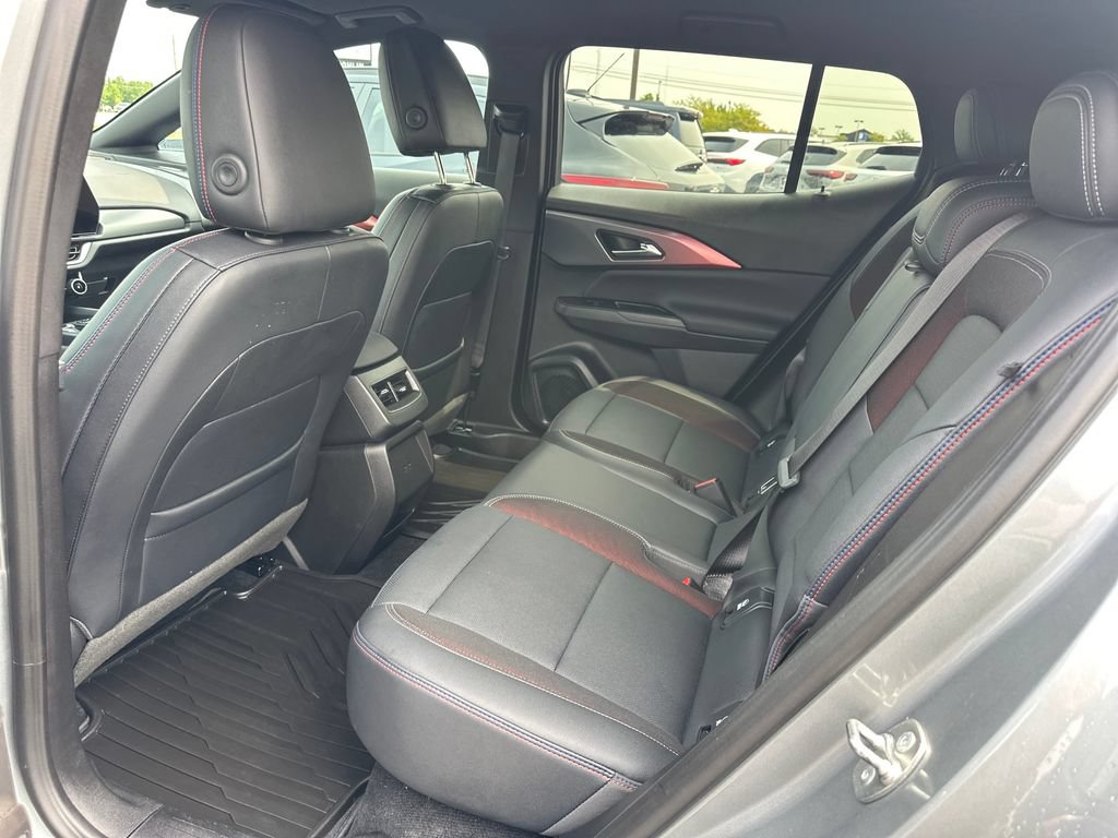 Used 2024 Chevrolet Equinox EV RS FWD image 13