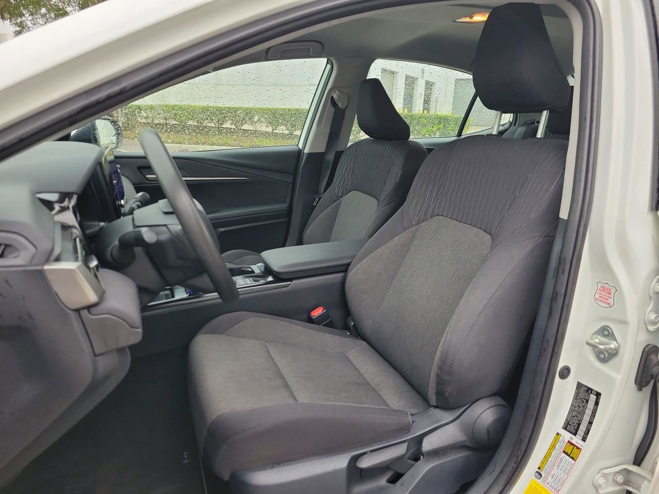 Used 2025 Toyota Camry LE image 17