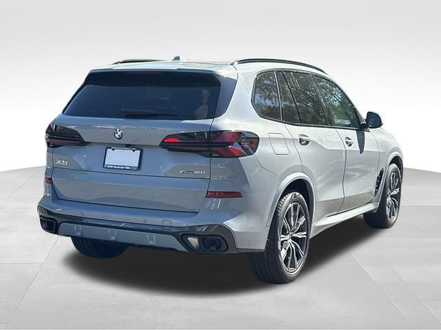 New 2026 BMW X5 xDrive40i w/ M Sport Package AWD/4WD image 4