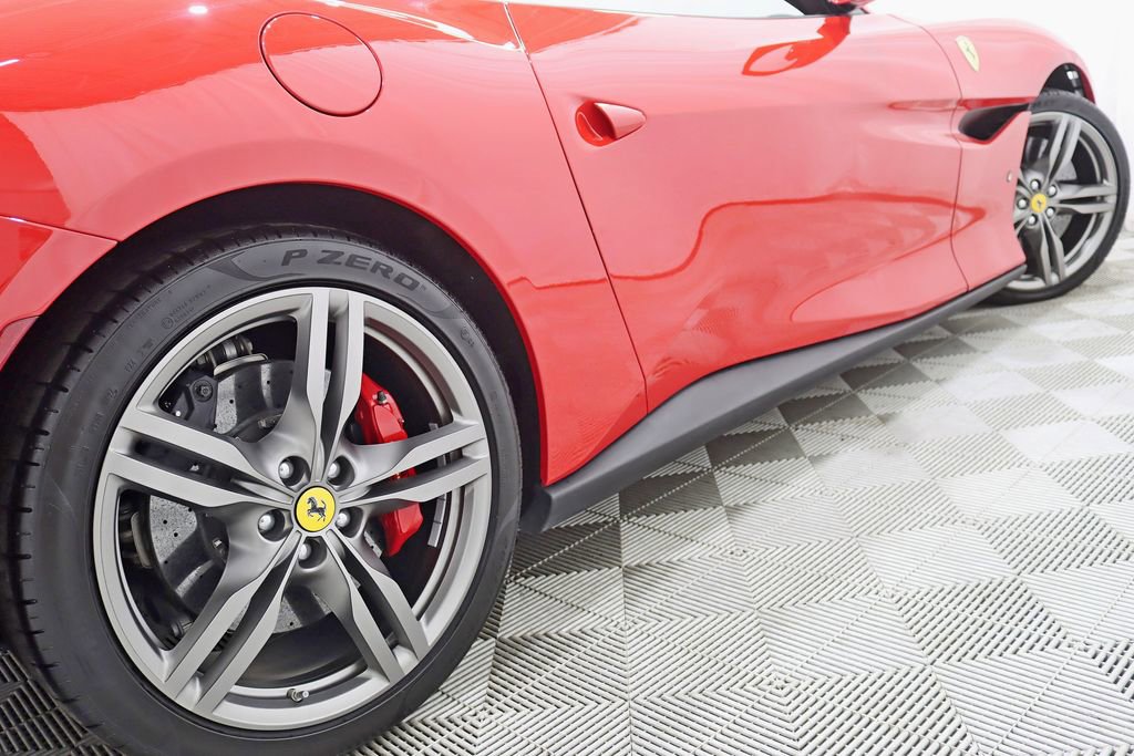 Used 2020 Ferrari Portofino RWD image 14