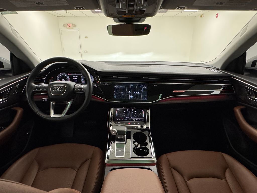 Used 2022 Audi Q8 Premium Plus image 17