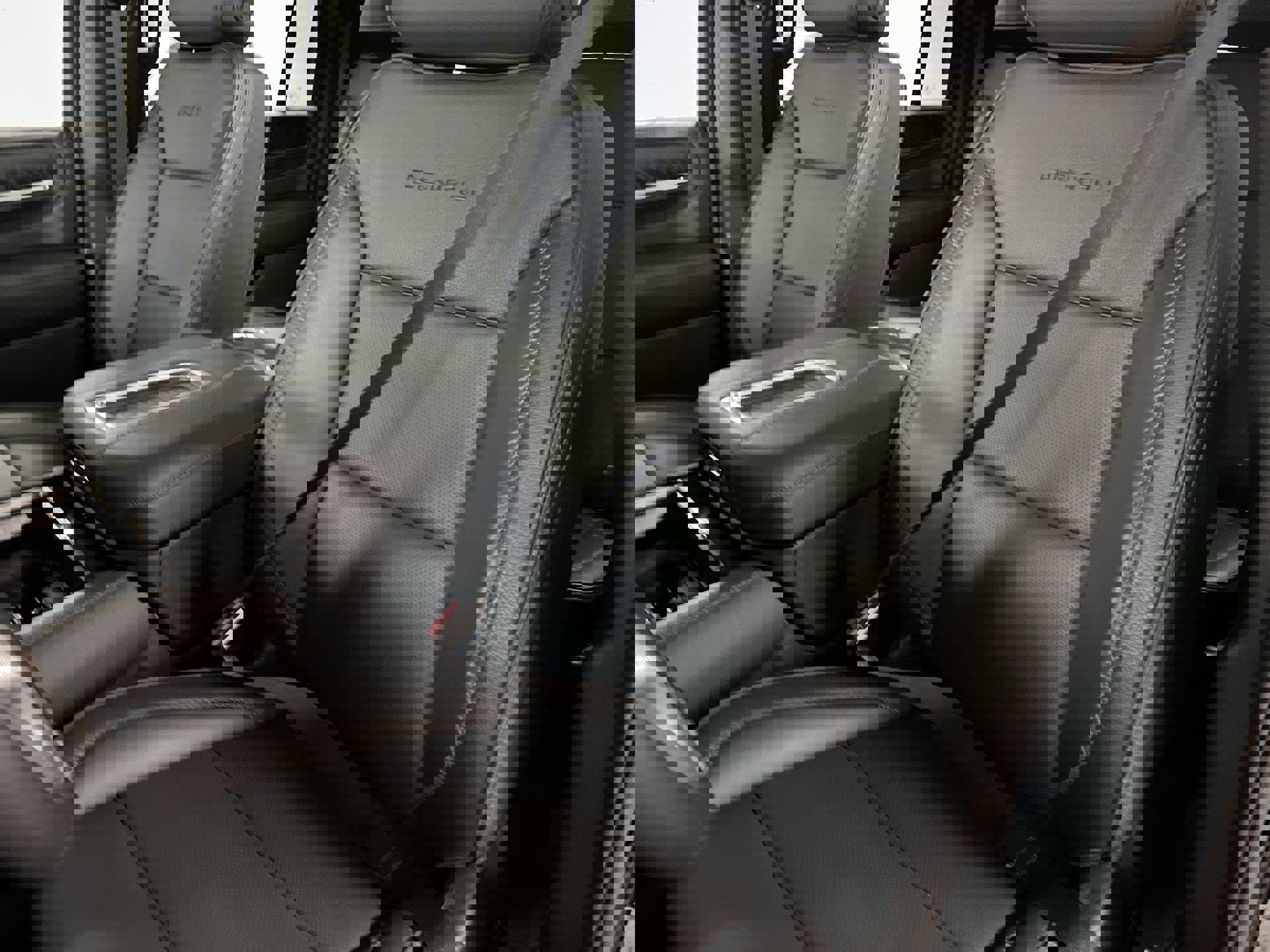 Certified 2024 GMC Yukon XL Denali w/ Max Trailering Package image 75