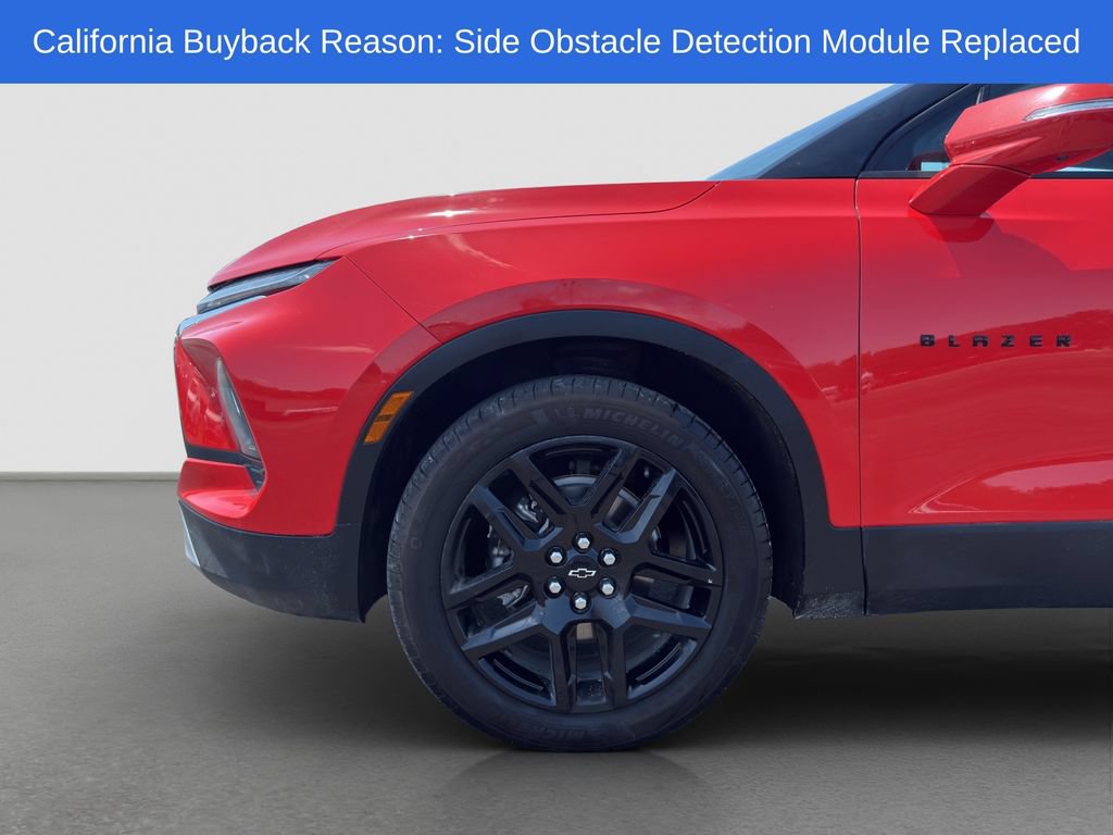 Used 2025 Chevrolet Blazer LT w/ Sound & Technology Package FWD image 20