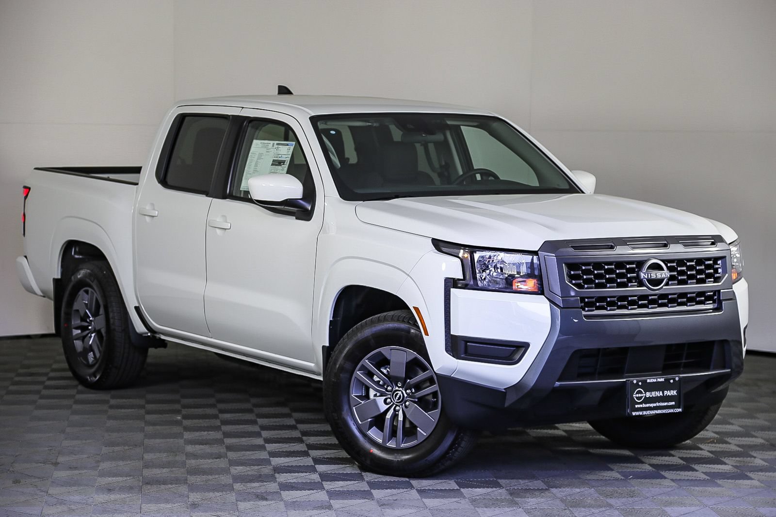 New 2025 Nissan Frontier SV