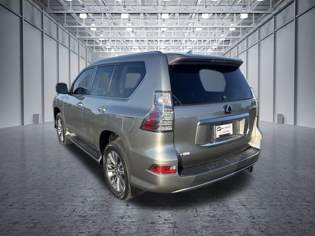 Used 2022 Lexus GX 460 Luxury w/ Accessory Package AWD/4WD image 3