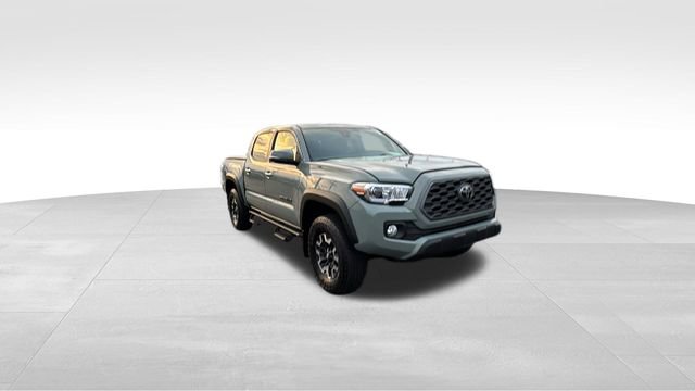 Used 2022 Toyota Tacoma TRD Off-Road image 32