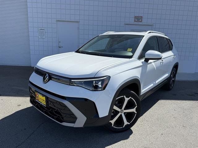 New 2025 Volkswagen Taos SEL image 1