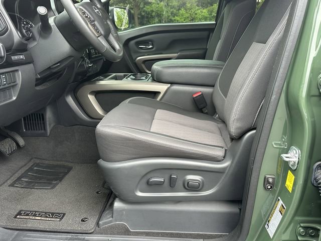 Certified 2024 Nissan Titan SV w/ SV Bronze Edition Package AWD/4WD image 10