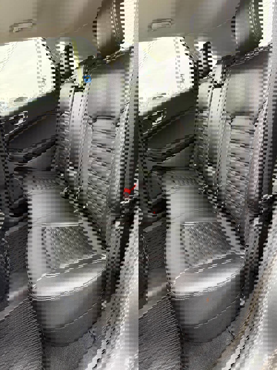 Used 2021 Ford Edge SEL w/ Cargo Accessory Package image 11