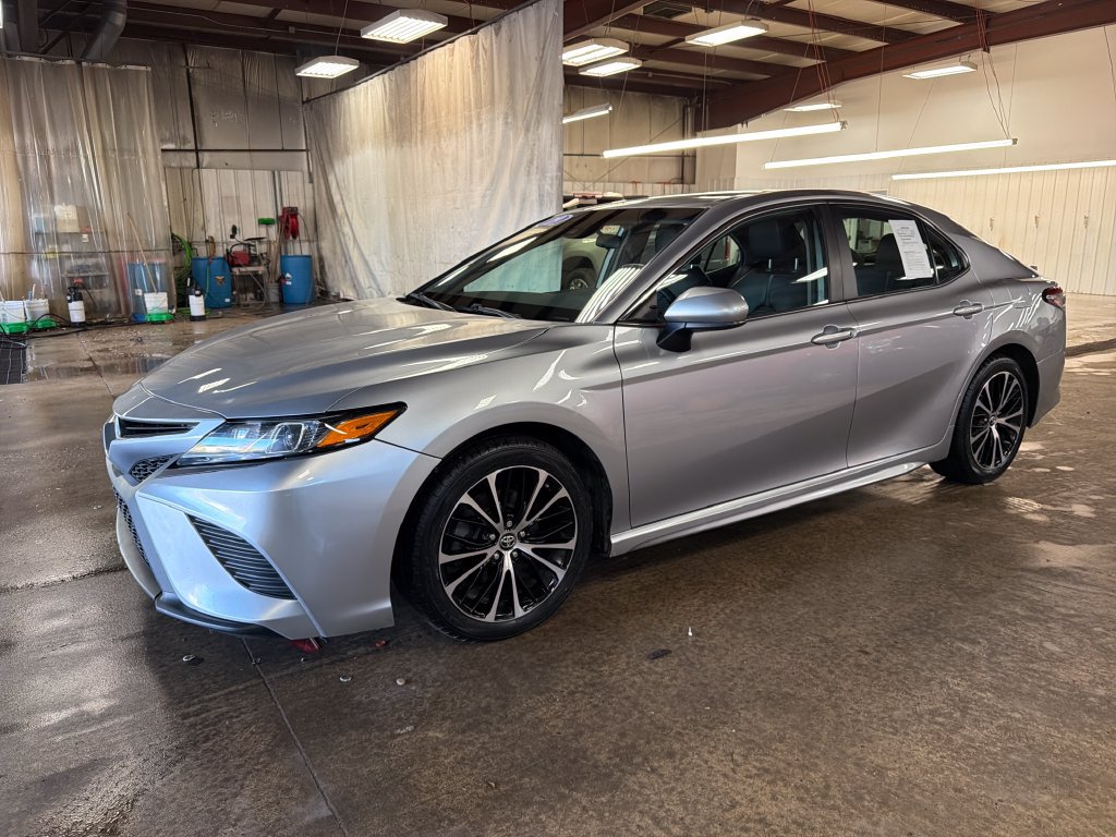 Used 2019 Toyota Camry SE