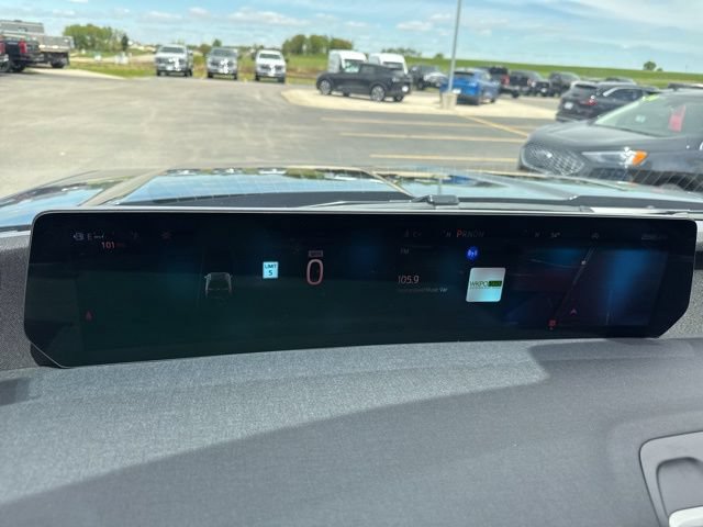 Used 2025 Ford Expedition Active AWD/4WD image 15