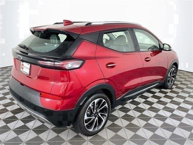 Used 2022 Chevrolet Bolt EUV Premier FWD image 9
