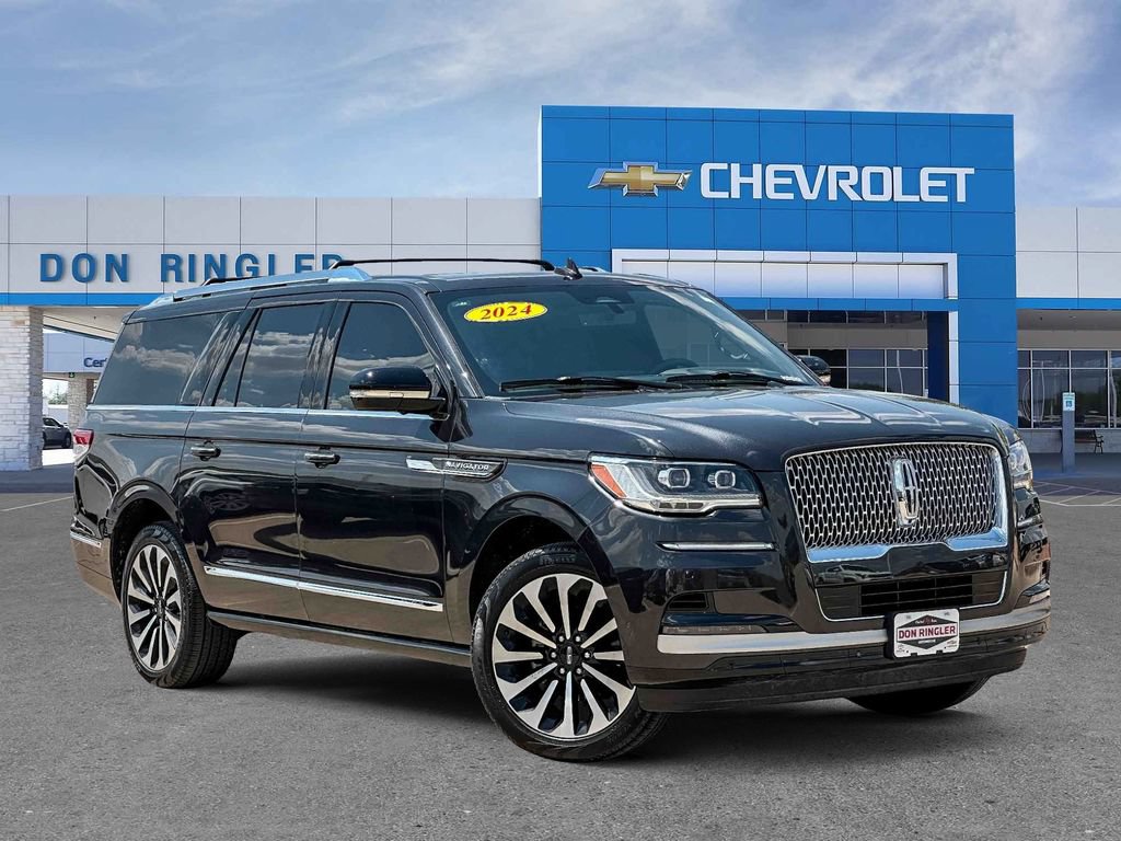 Used 2024 Lincoln Navigator L Reserve AWD/4WD image 1