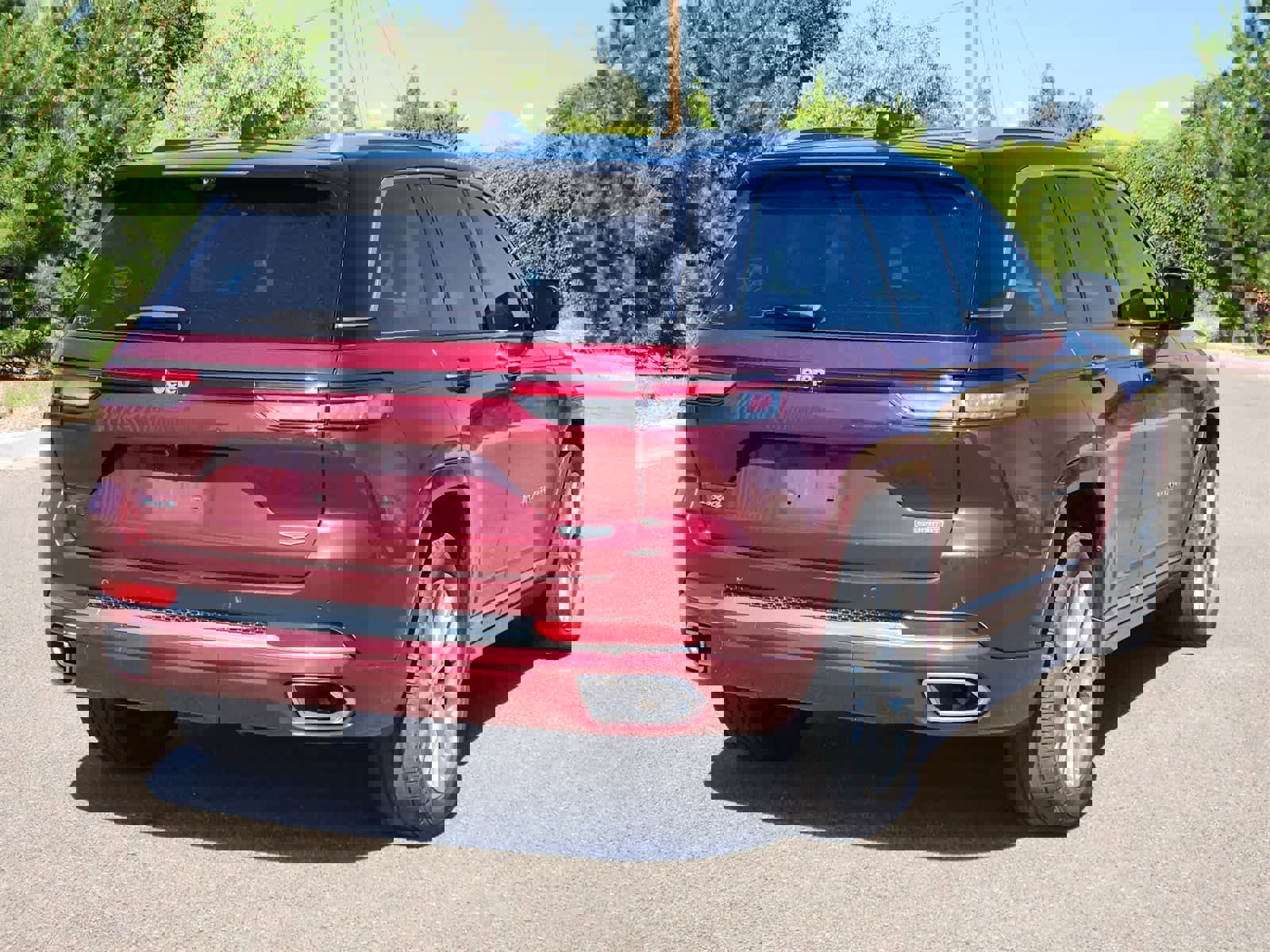 Used 2022 Jeep Grand Cherokee Summit w/ Adv Protech Group IV image 5