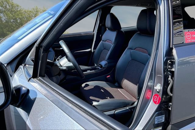 Certified 2026 Nissan Kicks SR FWD image 20