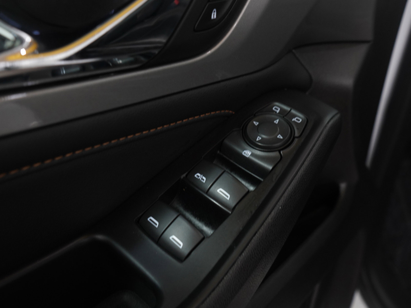 Used 2021 Chevrolet Traverse RS image 22