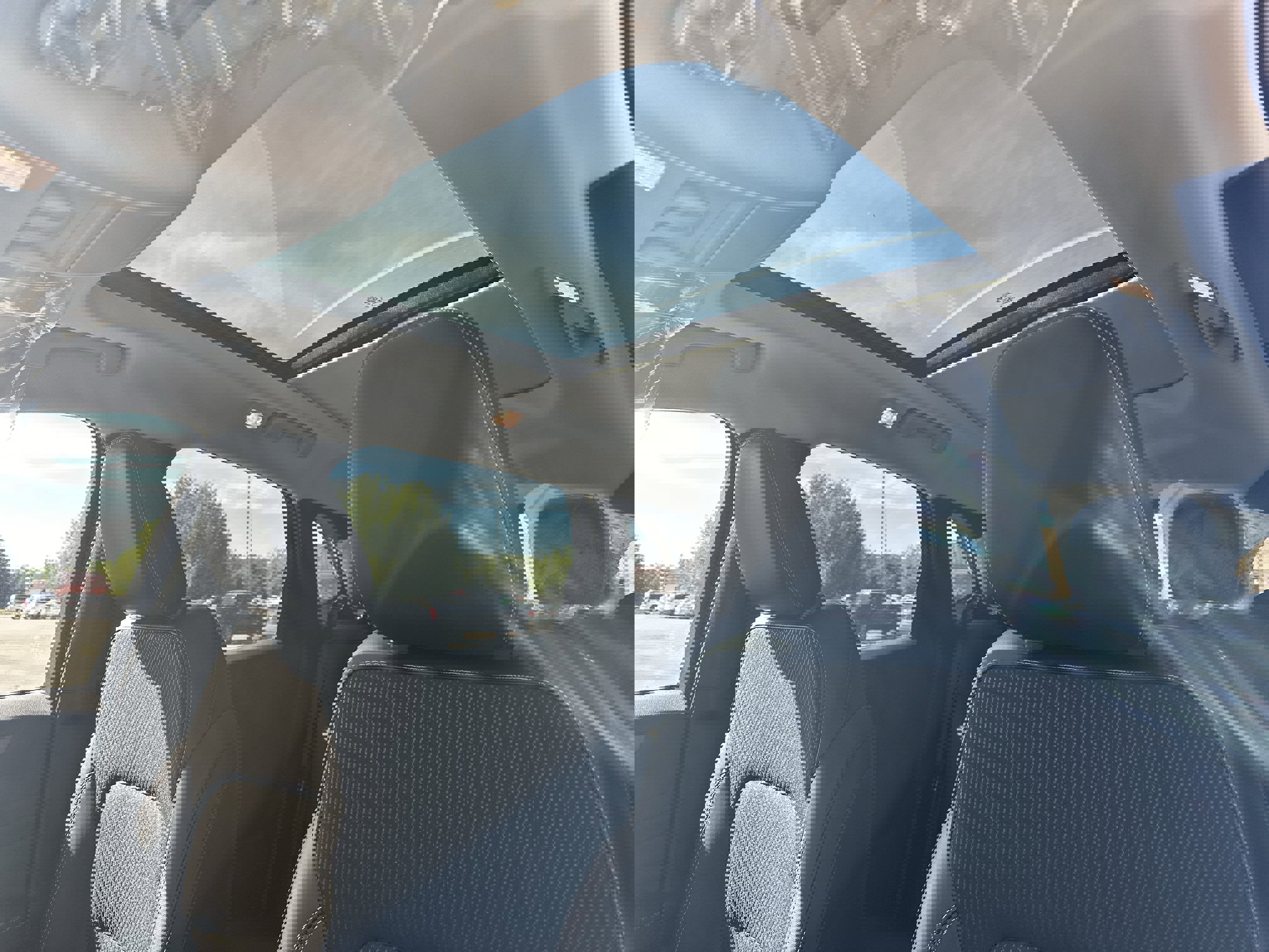 New 2025 Ford Escape SE image 3