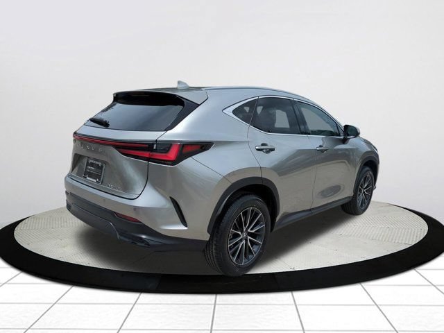 Certified 2024 Lexus NX 250 FWD w/ Towing Package (2000 Lbs) image 3
