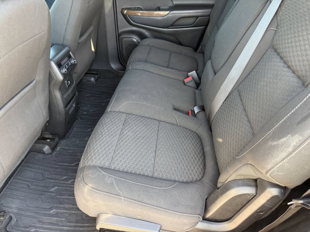 Used 2018 GMC Acadia SLE w/ LPO, Protection Package FWD image 10