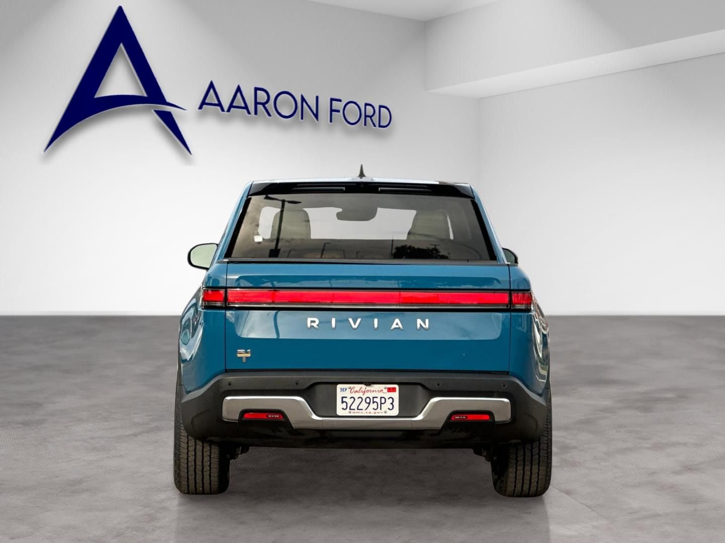 Used 2022 Rivian R1T Launch Edition image 4