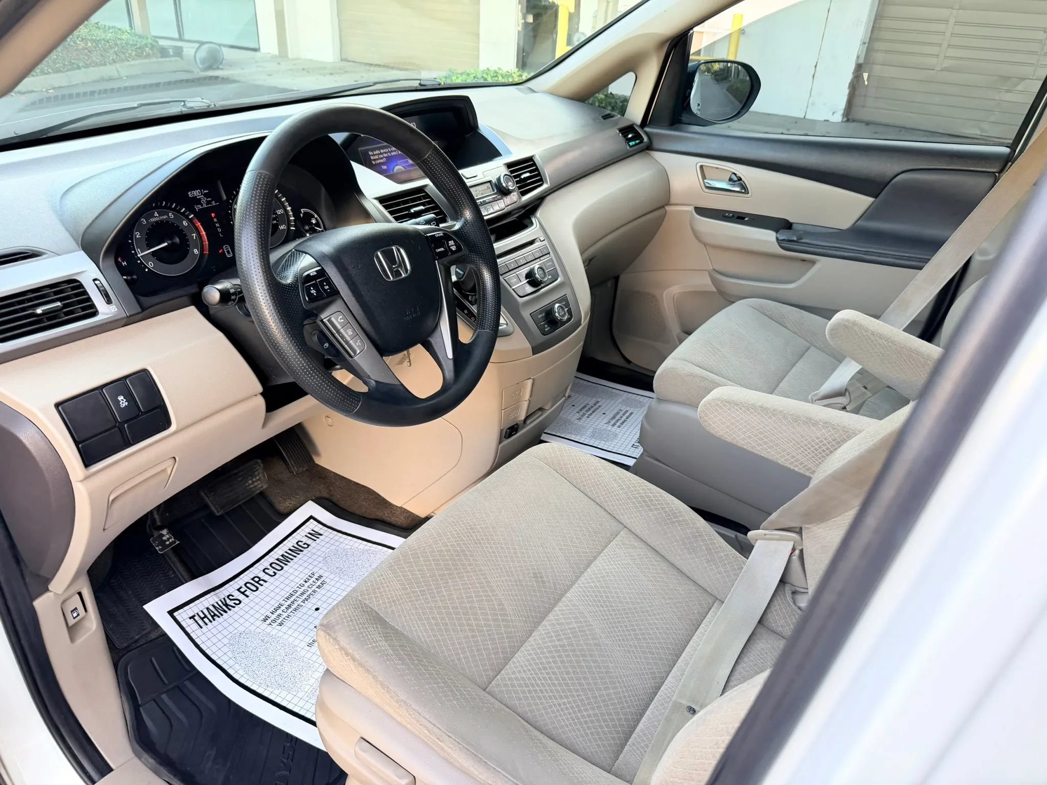 Used 2014 Honda Odyssey LX image 9