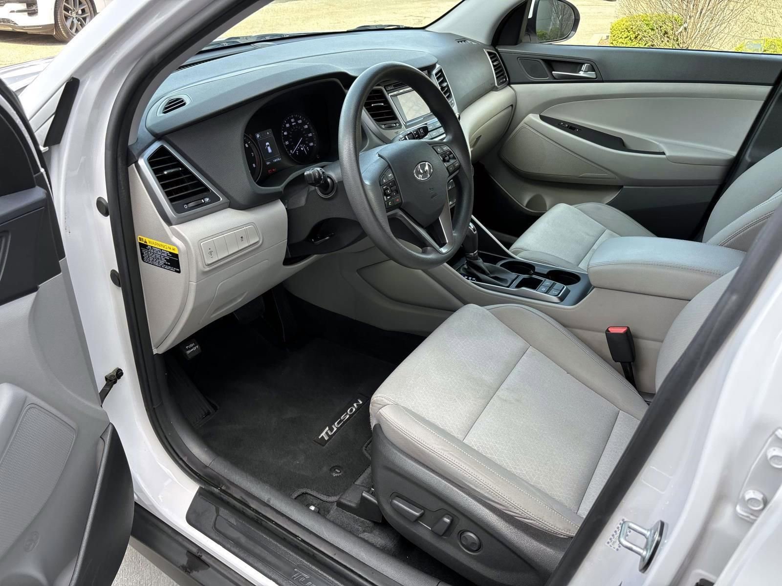 Used 2016 Hyundai Tucson SE w/ Option Group 02 image 25