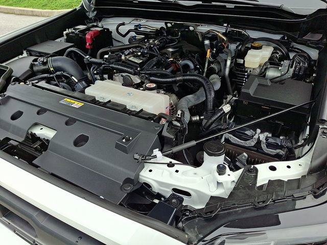 Certified 2025 Toyota Tacoma TRD Sport AWD/4WD image 27
