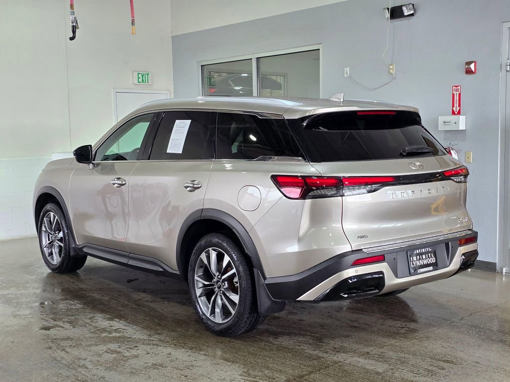 Certified 2023 INFINITI QX60 Luxe w/ Cargo Package image 6